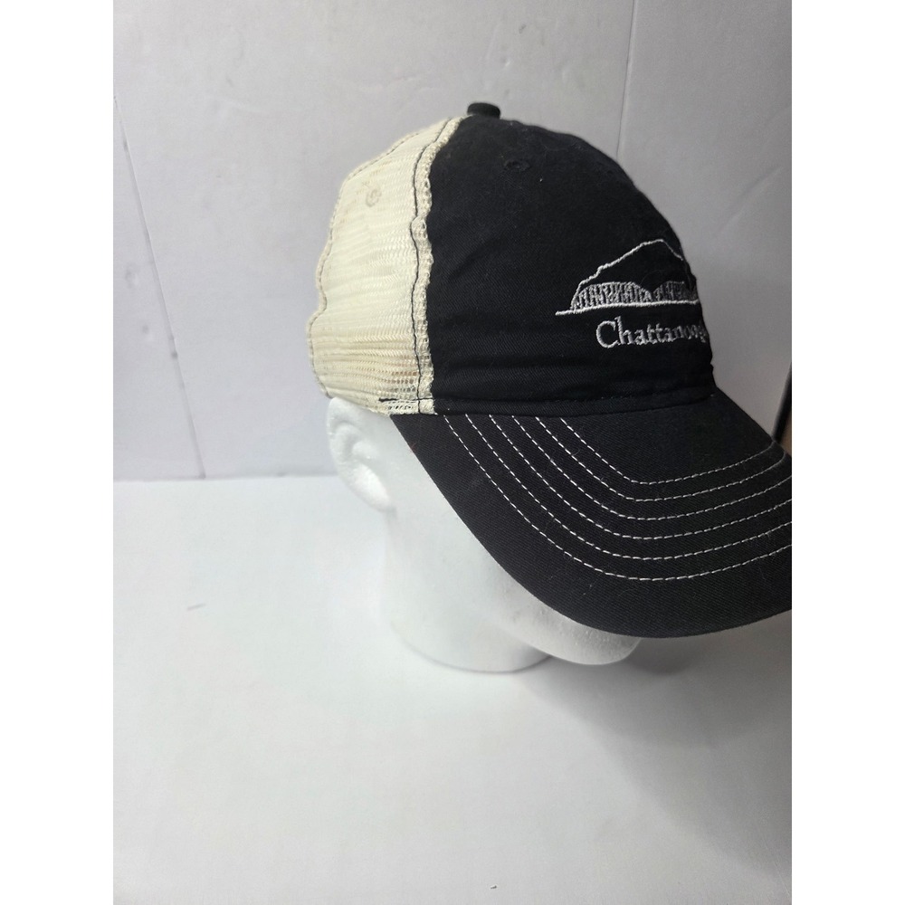 Zkapz Chattanooga‎ TN Skyline Trucker Hat Black Cream Mesh Snapback Cap 3021